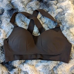Uniqlo Sports Bra - size M